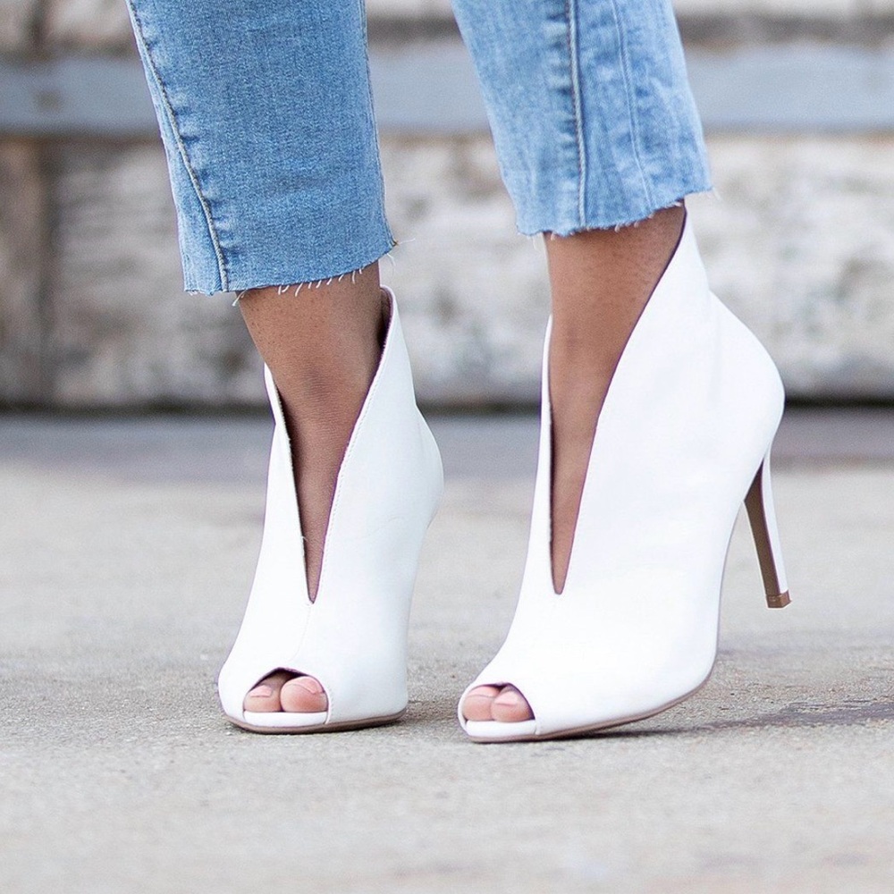 Christian Siriano White Peep-Toe Cutout Stiletto Booties